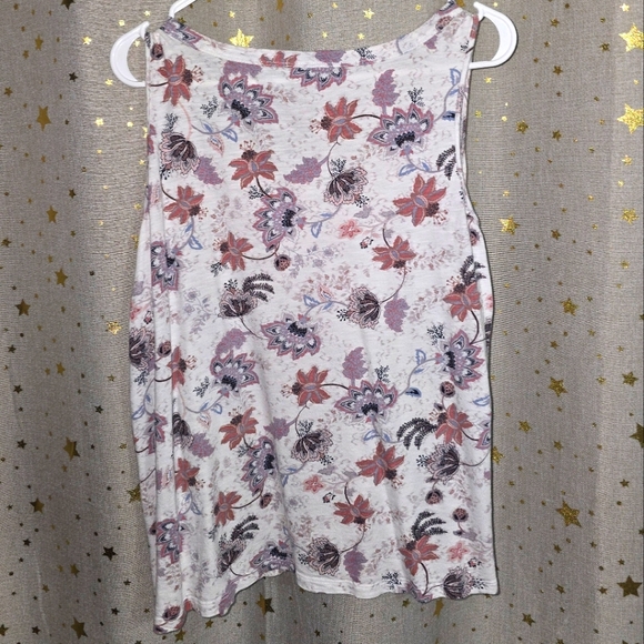 Chic Floral Women's Tank Top in Purple, Pink, and White - Picture 3 of 3